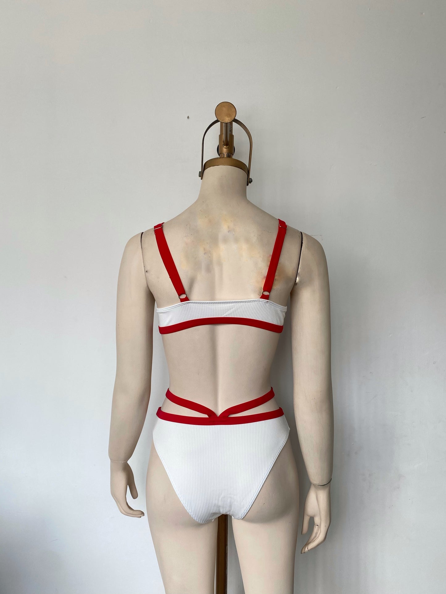 Bikini con hebilla