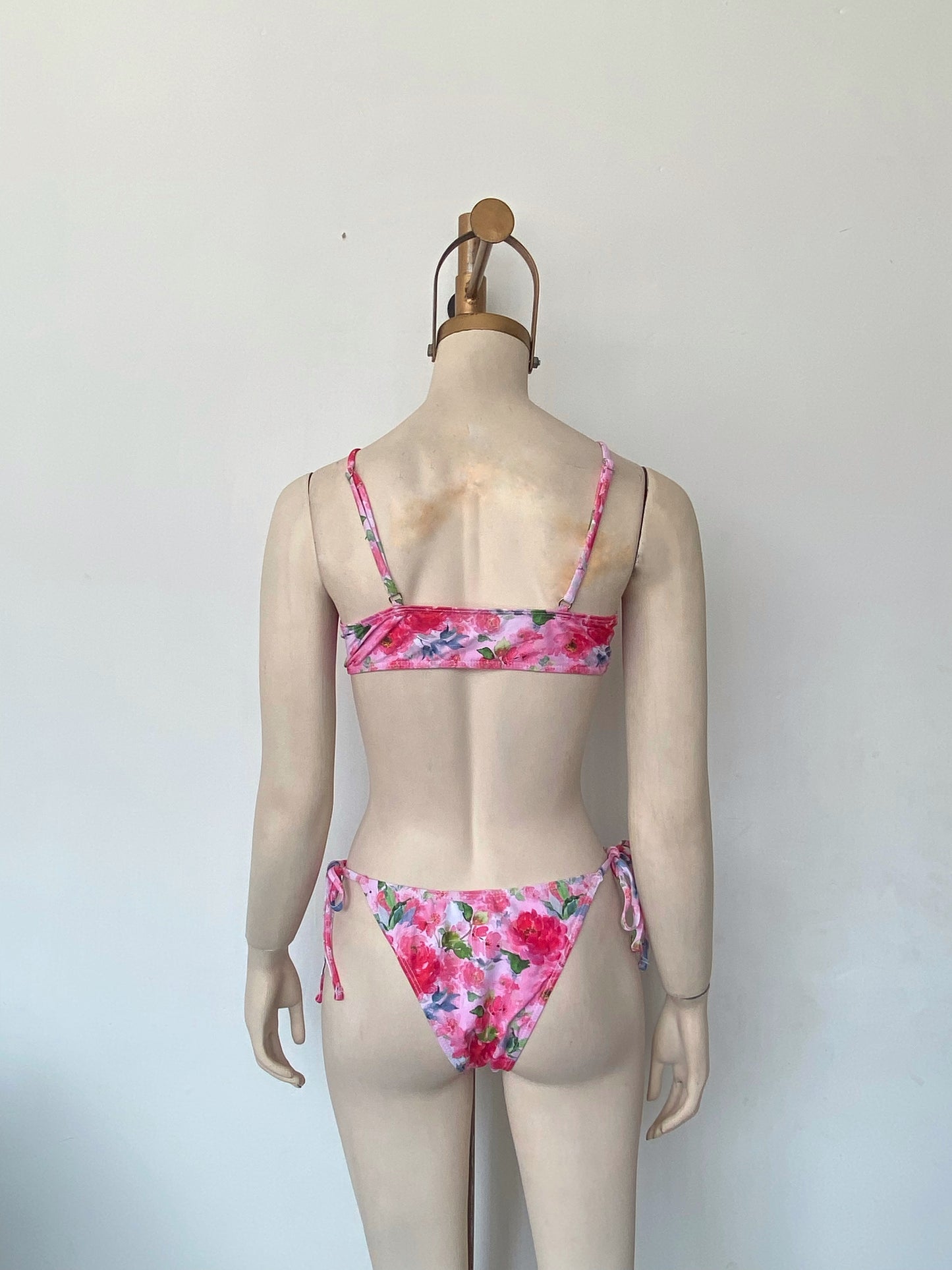 Bikini Sakura