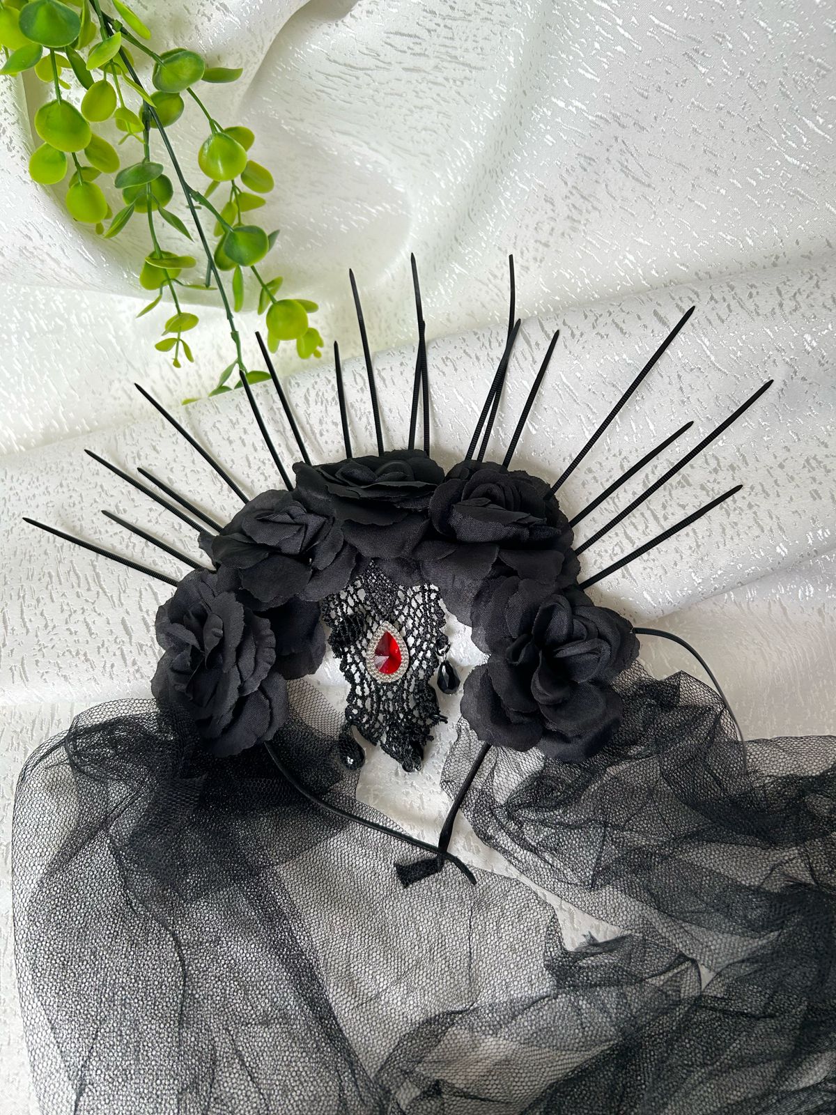 Vincha catrina con velo