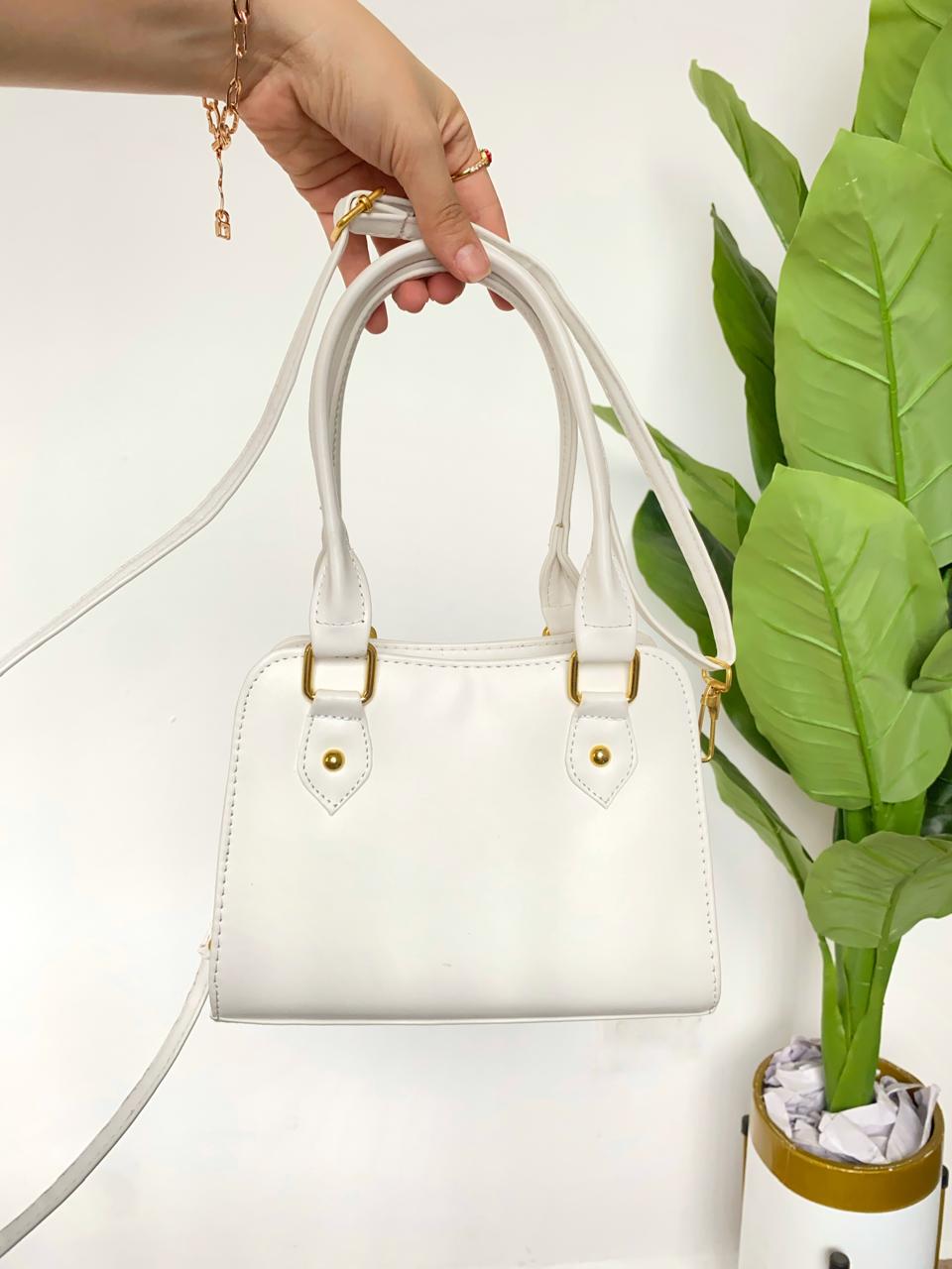 Clarisa bags