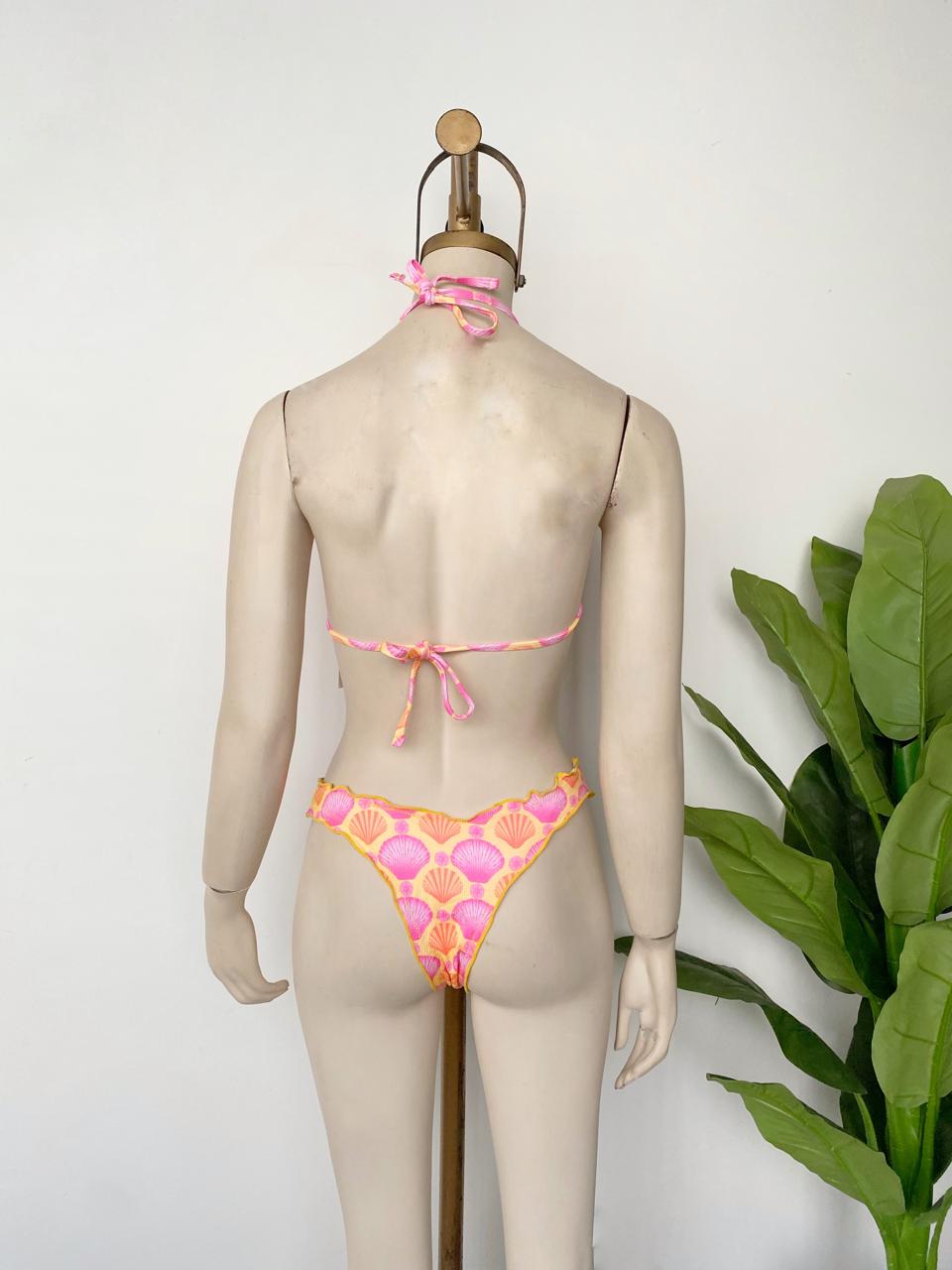 Bikini concha