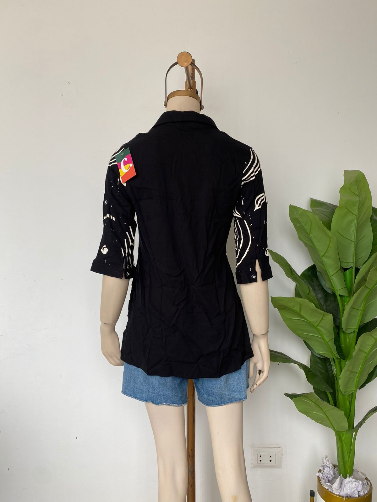 Blusa Caras
