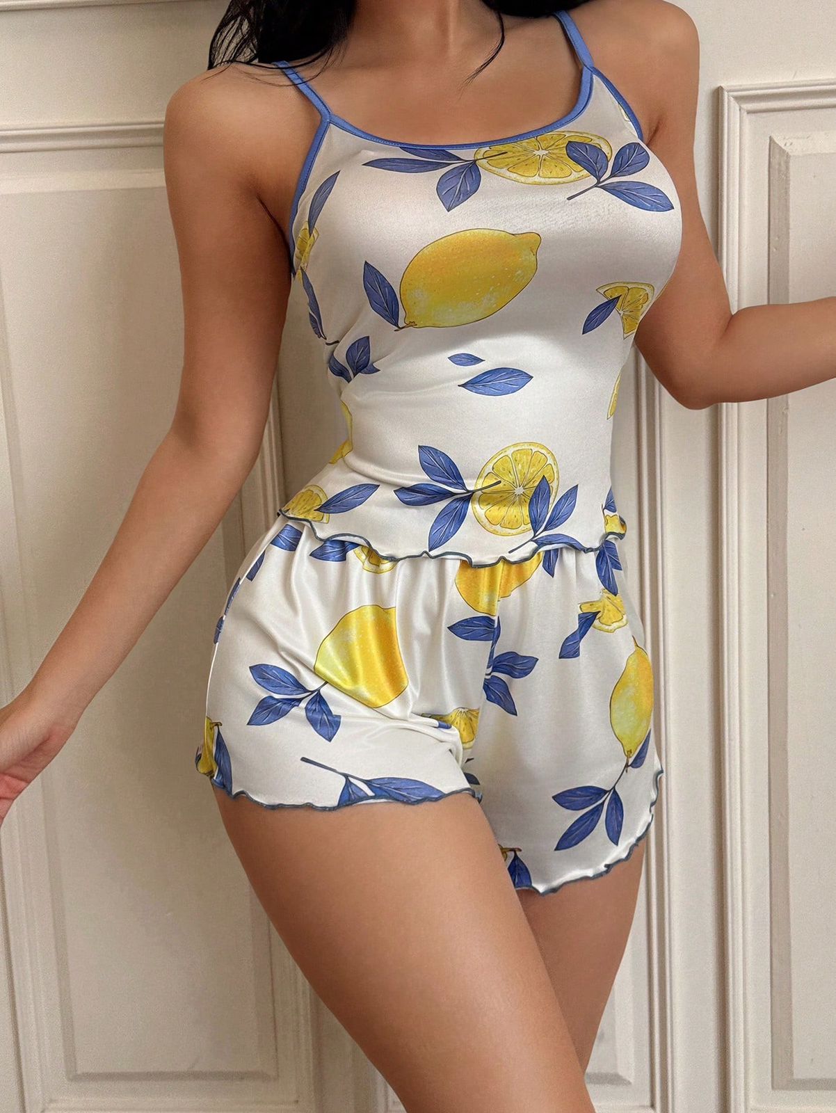 Ropa de dormir de limon
