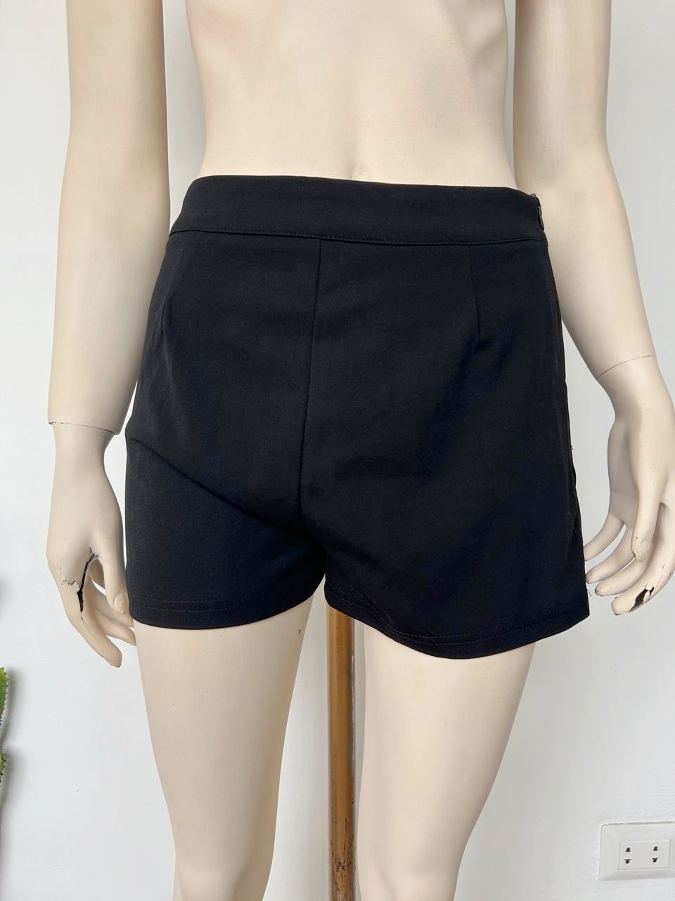 Short de talle alto con diseño