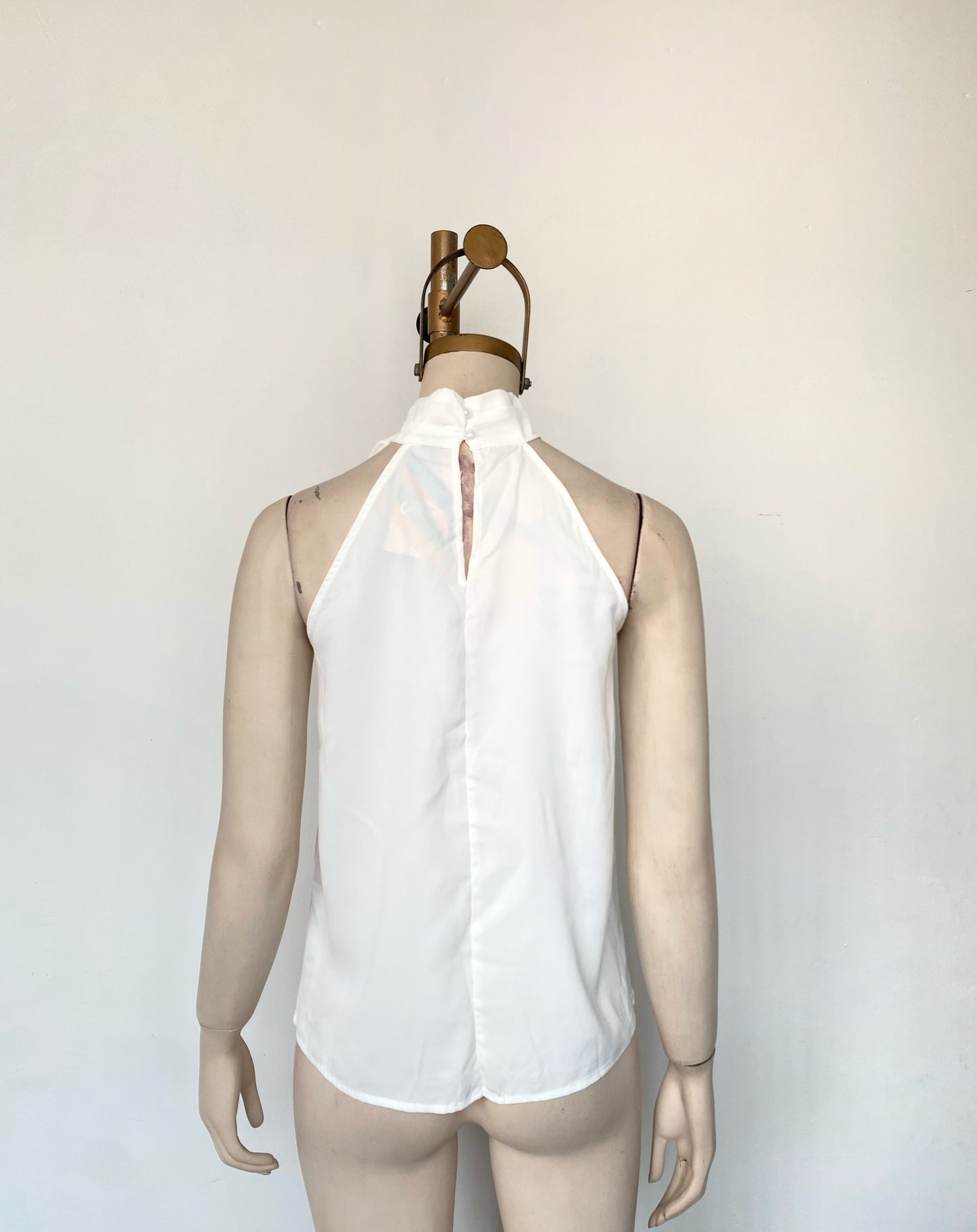 Blusa cuello de rosa