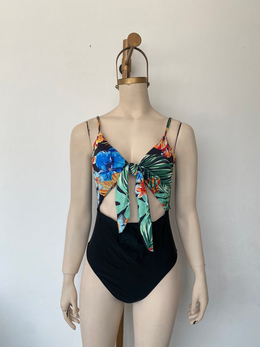 Traje de baño enterizo tropical