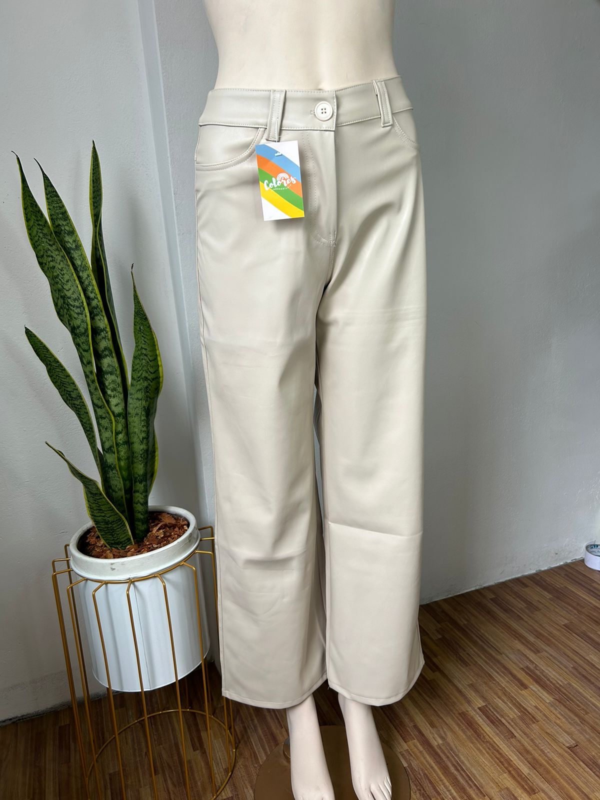 Pantalón Zara