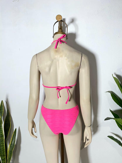 Bikini de triángulo con escote de halter