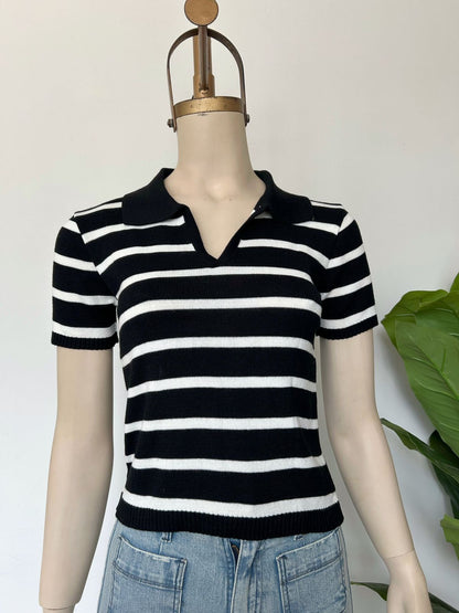 Polo cuello de rayas