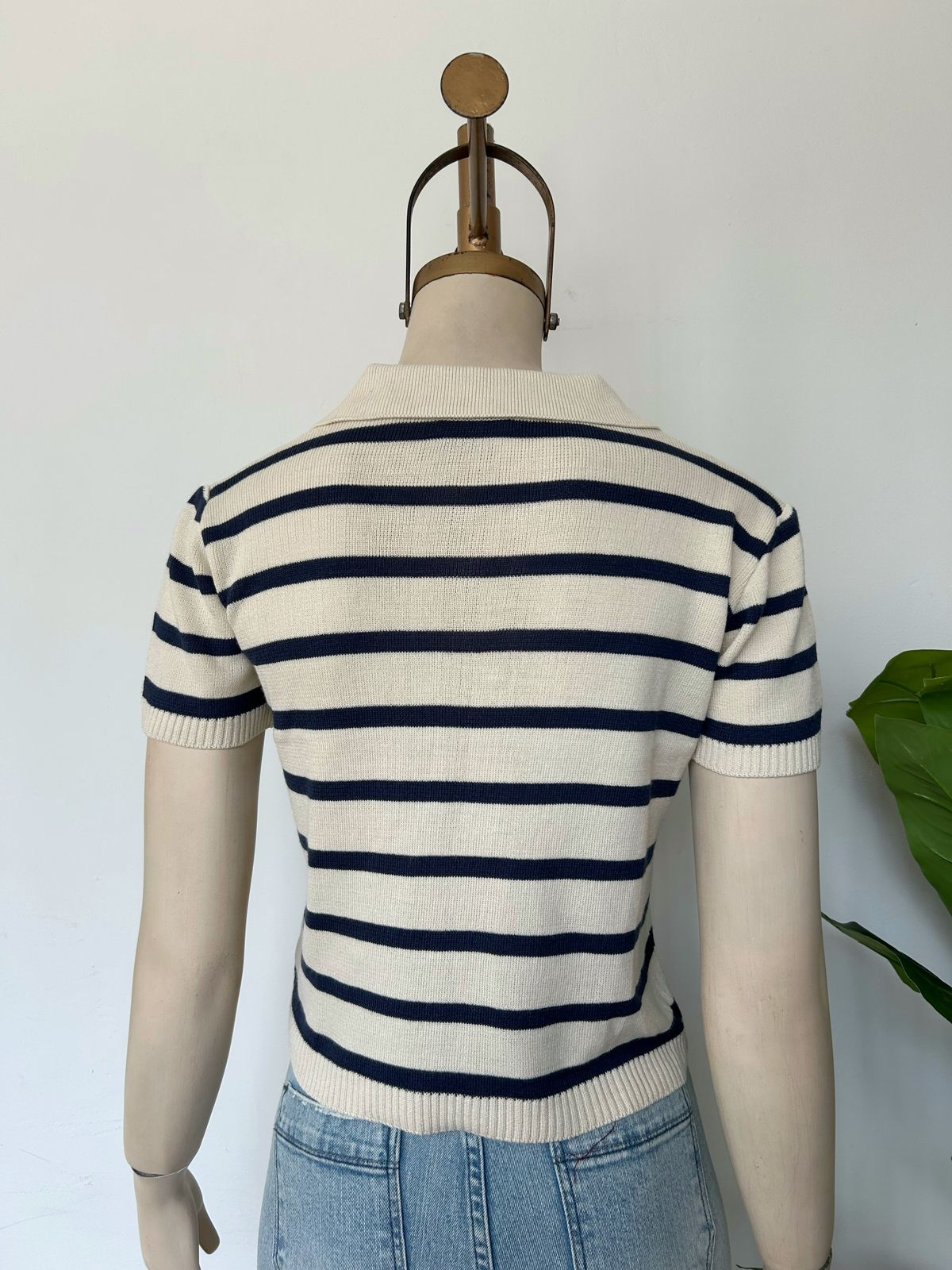 Polo cuello de rayas