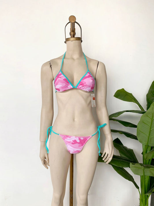 Bikini bicolor