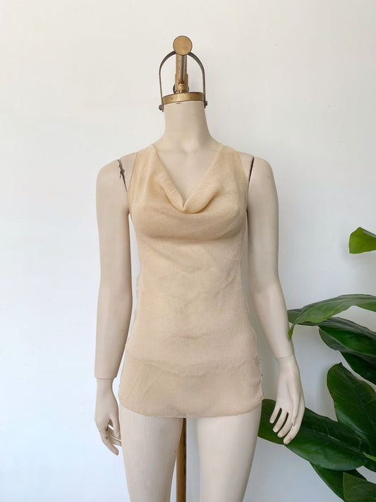 Vestido de transparencia