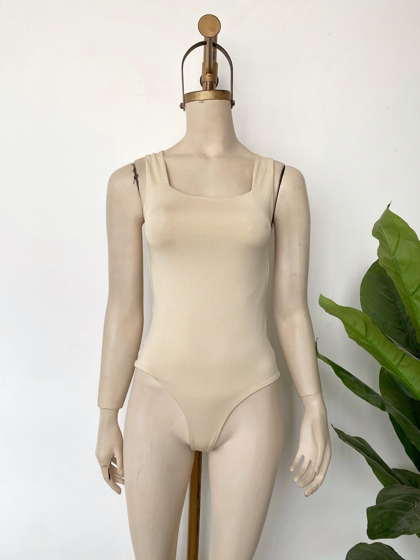 Body cuello cuadrado