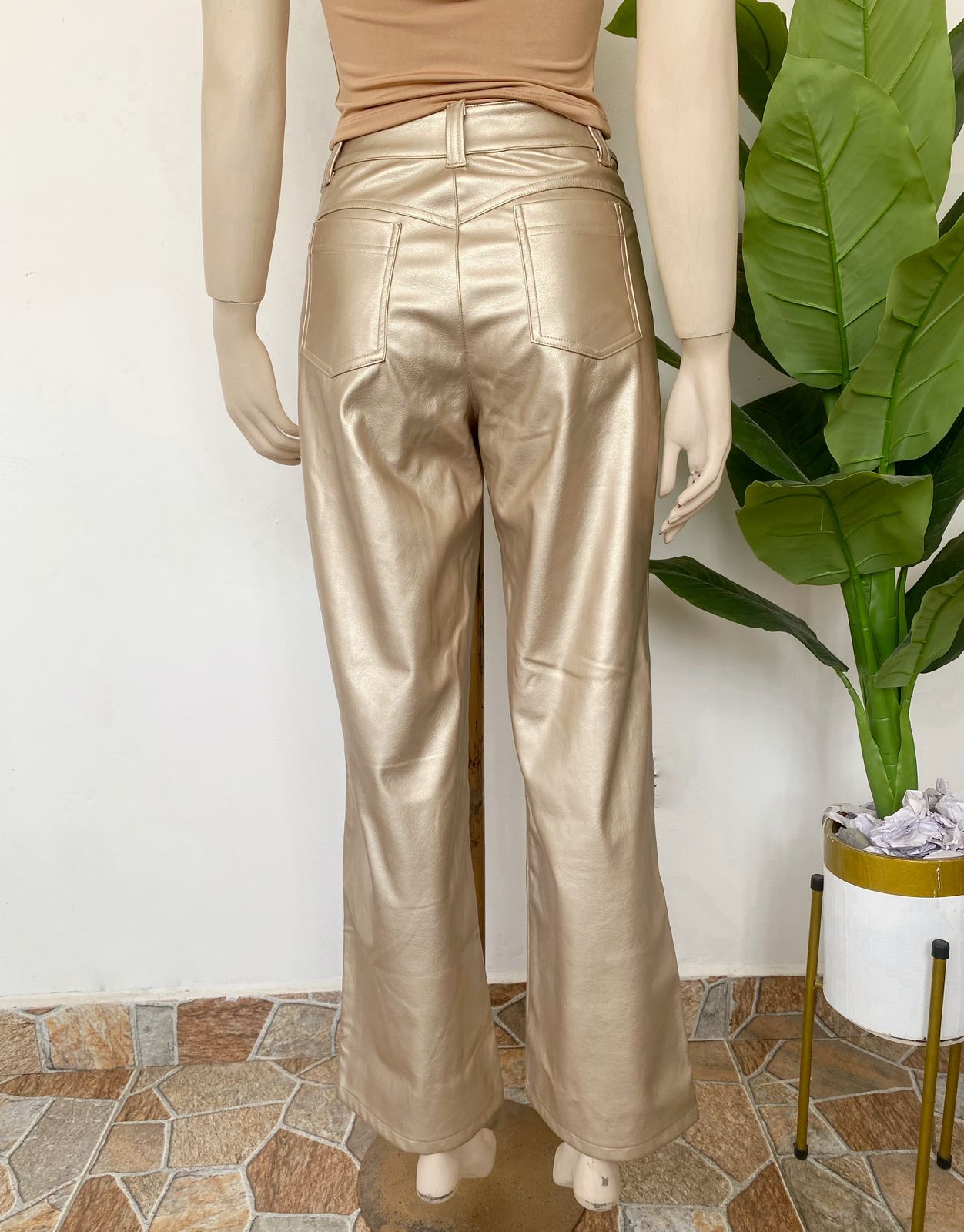 Pantalón Zara