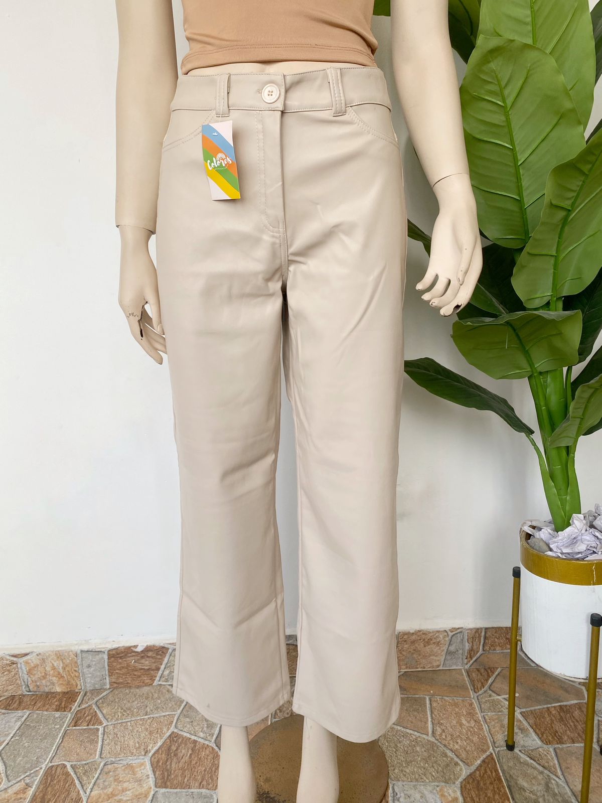 Pantalón Zara
